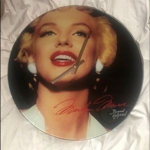 Brand new Marilyn Monroe clock